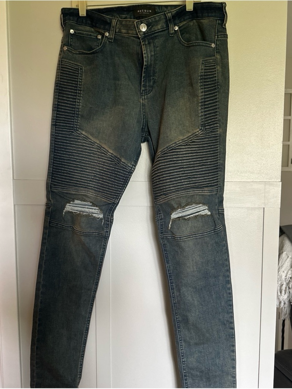 PacSun Men’s Distressed Biker Skinny Jeans - Dirty Wash